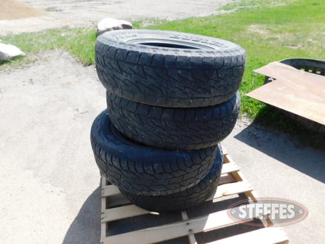 (4) 265-70R17 tires _1.JPG